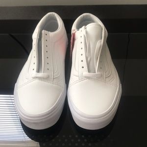 Classic leather Tumble Old Skool Vans! Brand new!